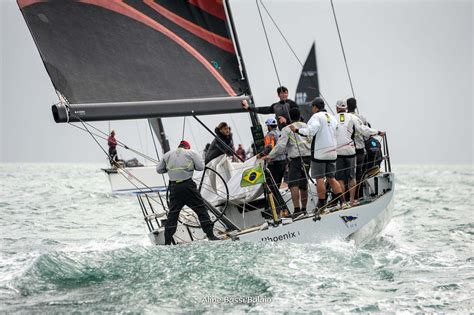 Ilhabela Copa Mitsubishi Sábado de muito vento desafiou os