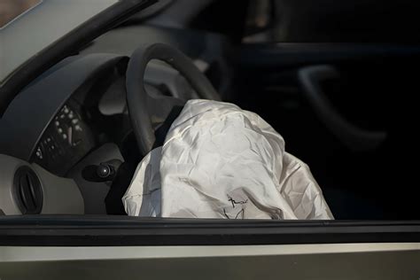 Dynamic Airbags Fault Diagnose and Repair in Roswell, GA