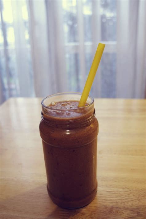 Kocieuszy Wegański Styl życia Śliwka W Czekoladzie W Formie Smoothie