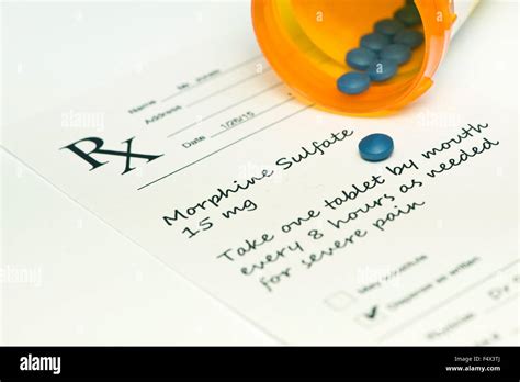 Morphine pills hi-res stock photography and images - Alamy