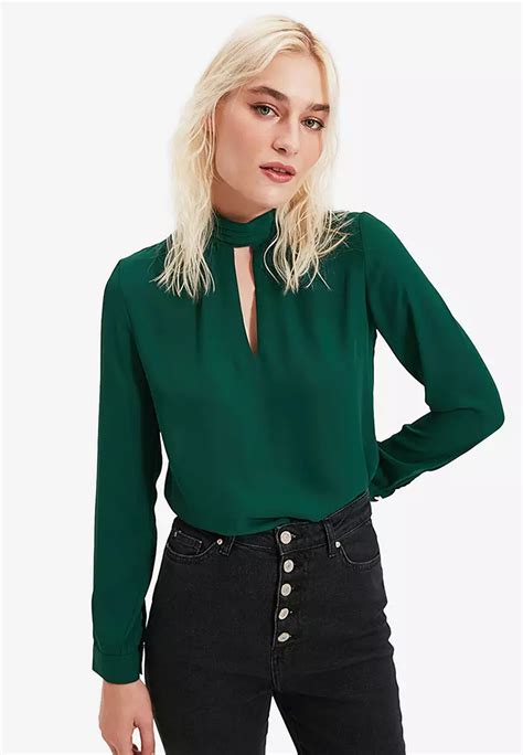 線上選購 Trendyol Keyhole Blouse ZALORA 台灣