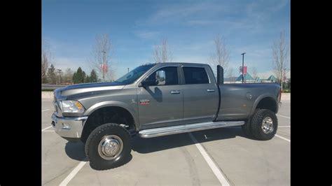 Lifted Dodge Ram 3500 Dually Flatbed