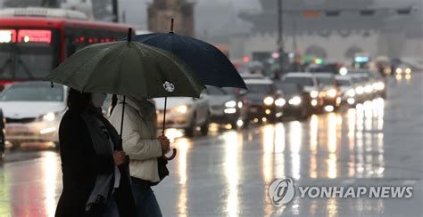 날씨 내일도 비 또는 눈강원 산지·동해안 대설 연합뉴스