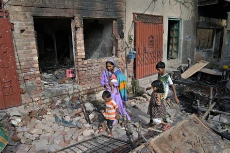 Muslim Mobs Attack Burn Christian Churches Christians Homes In