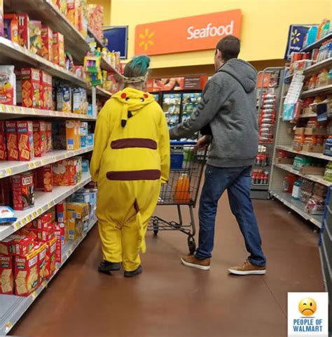 People Of Walmart Part 35 47 Pics