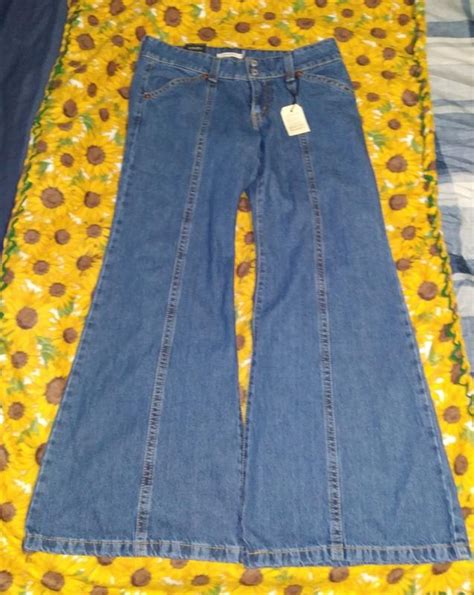 Noughties Big Bell Womens Jeans Medium Wash Levis® Us