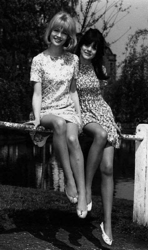 Judy And Sally Geeson 1960s Fashion Fashion 60s Fashion