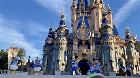 Photos And Video Magic Kingdom Welcome Show Debuts With A Th