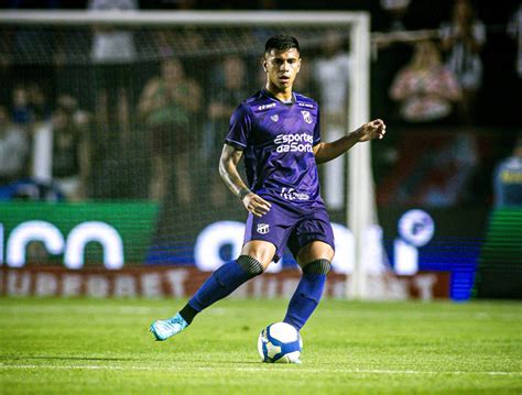 Ceará oficializa venda do zagueiro David Ricardo para o Botafogo