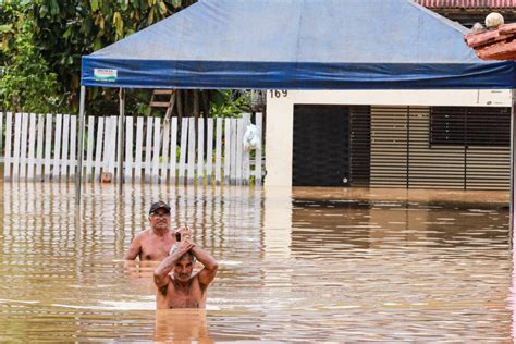 Chuvas No Acre Deixam Mil Desalojados E Desabrigados