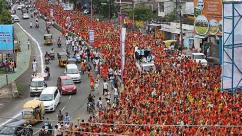 Delhi Witnesses Traffic Snarls Due To Movement Of Kanwariyas India