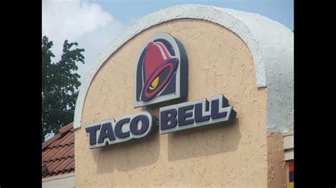 Taco Bell Fires Employee Who Refused To Serve Police