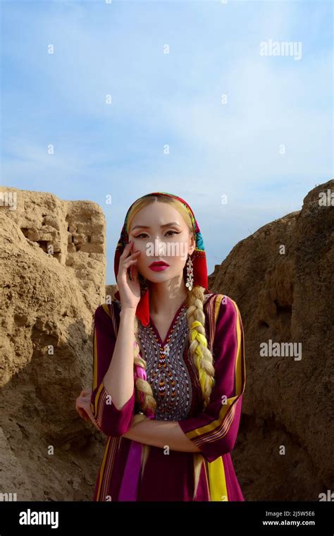 Turkmen Model Hi Res Stock Photography And Images Alamy