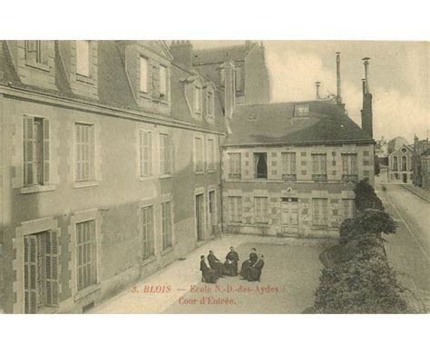 2 x Cpa 41 BLOIS Ecole Notre Dame des Aydes Cour Entrée et Terrasse