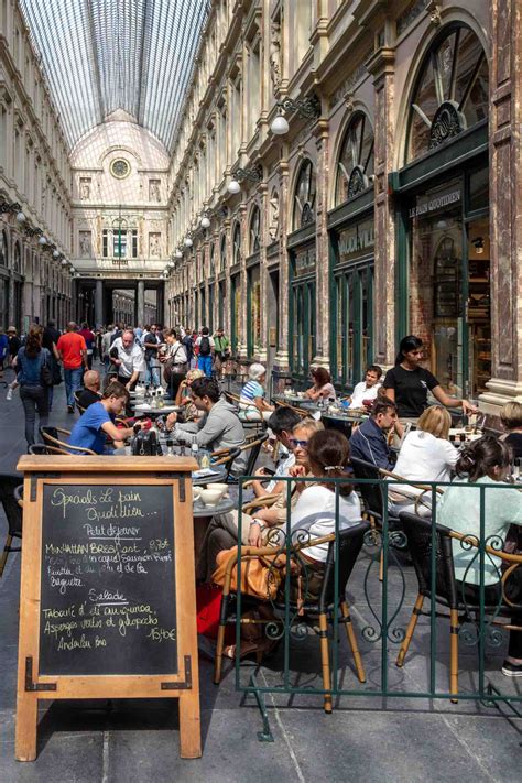 Where To Eat In Brussels And Tourist Traps To Avoid Bacon Is Magic