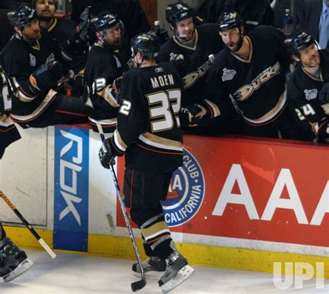 Photo: 2007 STANLEY CUP FINALS ANAHEIM DUCKS VS OTTAWA SENATORS GAME 1 ...