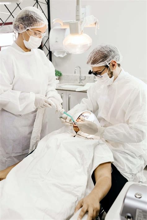 Oral Surgery Assistant Velents