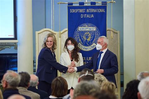 Soroptimist Club Siena E Rotary Club Chianciano Chiusi Montepulciano