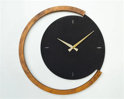 15 Elegant Minimalist Wall Clock Designs That Will Steal Your Gaze