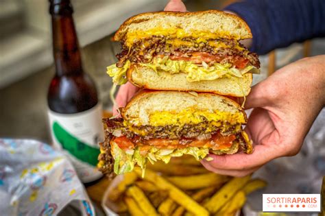 Le Camion Qui Fume lance son smash burger dans son nouveau restaurant à