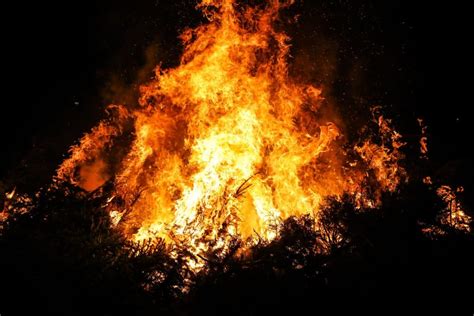 Eagles Th Night Bonfire Is Back In A New Location Vaildaily