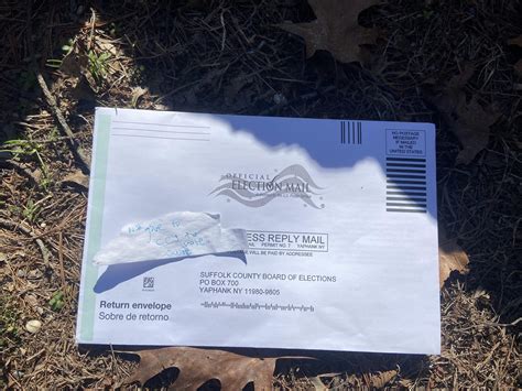 The sac bus station has a hidden mural from the sixties 8