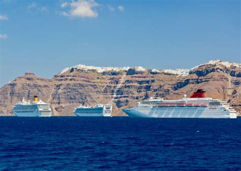 Santorini Cruises 7 Reasons To Avoid A Greek Cruise In 2021