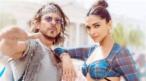 Jhoome Jo Pathaan Shah Rukh And Deepika Flaunt Their Snazzy Moves In The Title Track Of Pathaan