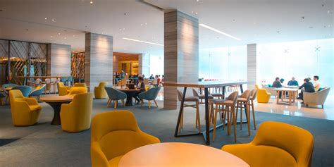 Stay in Comfort at Holiday Inn Express Manila Newport, Pasay City.