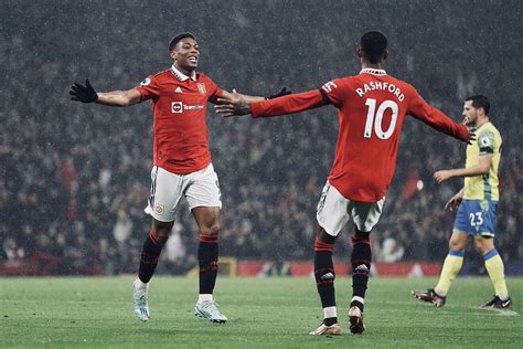 Man Utd vs Nottingham Forest | Premier League: Manchester United close ...