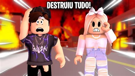 Um MÍssel Destruiu O Brookhaven Rp 😱 Roblox Youtube