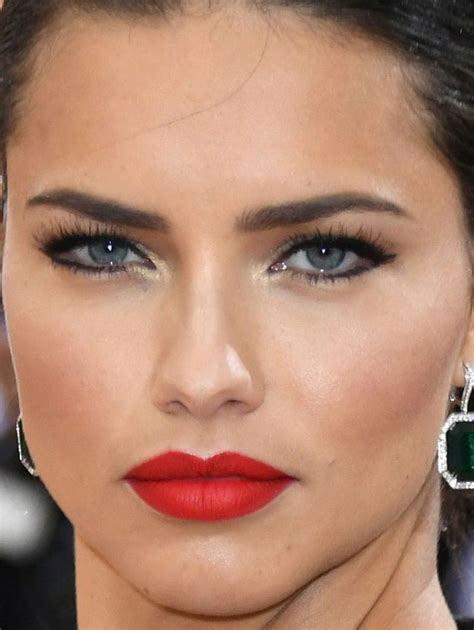 The Best Beauty Inspiration At The 2016 Met Gala Adriana Lima Makeup