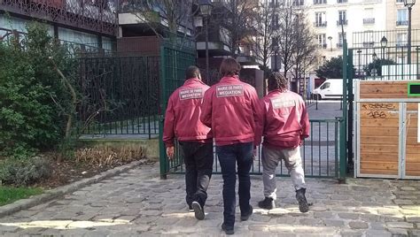 À Paris des médiateurs tentent dempêcher les rixes entre jeunes