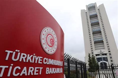 Son dakika Ticaret Bakanlığı deprem bölgesine 100 milyon lira bağış