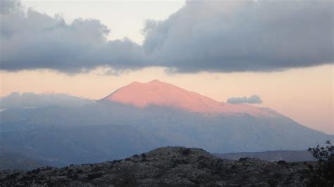 A Family Hiking Adventure On The Highest Mountain in Crete | Kids Love ...