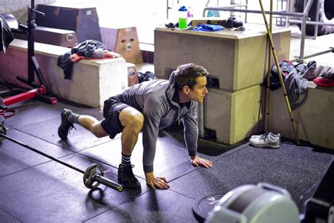 Veja 13 exercícios de crossfit para fazer em casa Esporte Certo