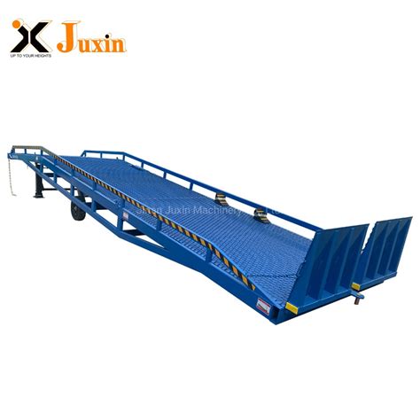 T T Hydraulic Dock Leveler Mobile Container Loading Dock Ramp For