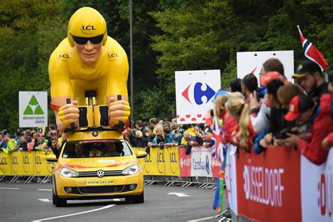 CYCLISME Tour de France et voilà la caravane publicitaire