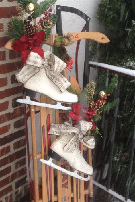 2013 Runner Sled With Decorated Ice Skates Outdoor Christmas Decorations