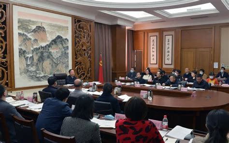 市检察院召开党组会议传达学习习近平总书记在中共中央政治局第二次集体学习时的重要讲话精神