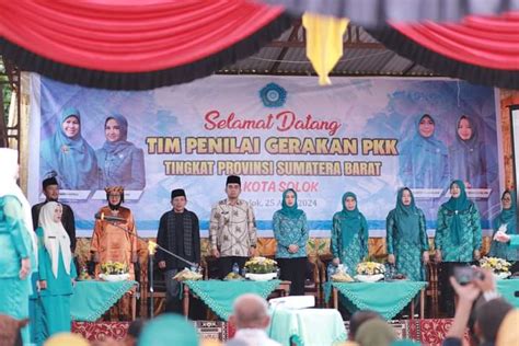 Wawako Sambut Tim Penilai 10 Program PKK Provinsi Sumbar