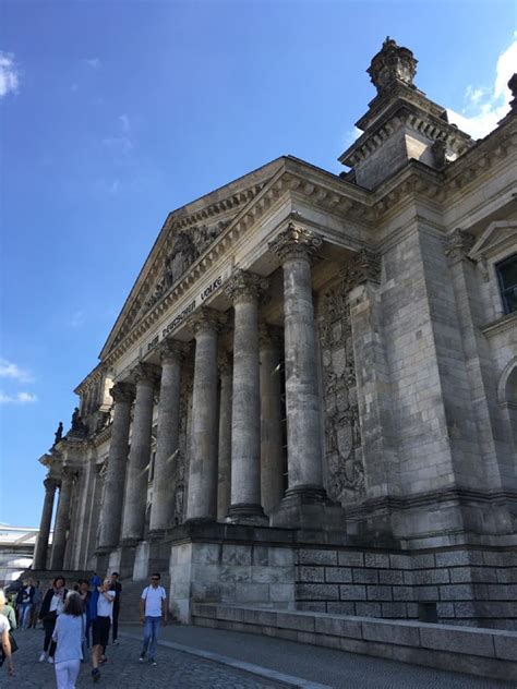 Reichstag in Berlin - a guided tour - Anecdotic Revue