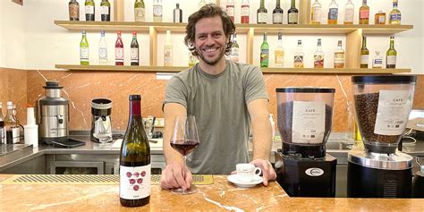 Restaurateur torréfacteur et vigneron mais où sarrêtera Charles