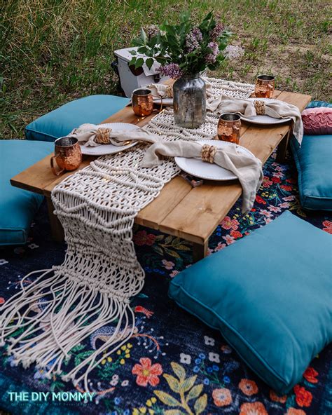 Boho Picnic Table | The DIY Mommy