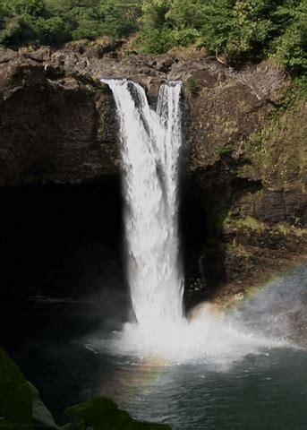 Hawaii Waterfall Gifs Get The Best On Giphy