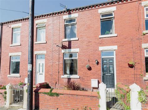 2 Bed Terraced House For Sale In Briercliffe Avenue Blackpool