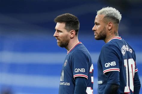 PSG quer o máximo do futebol de Messi mas Neymar não interessa mais