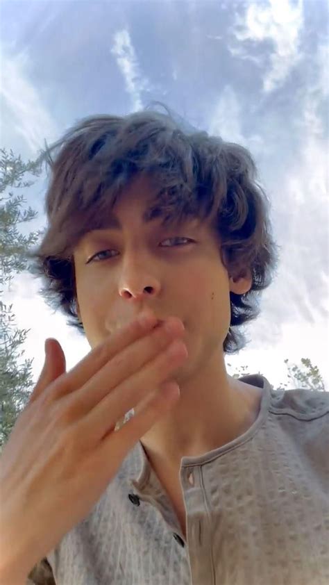 Aidan Hot