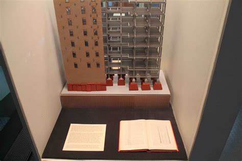 TEN & TALLER: THE SKYSCRAPER MUSEUM