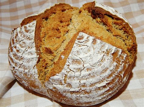 Brot Backen Mit Sauerteig Und Hefe